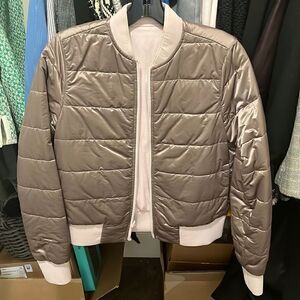 Lululemon reversible bomber jacket sz 4 EUC
